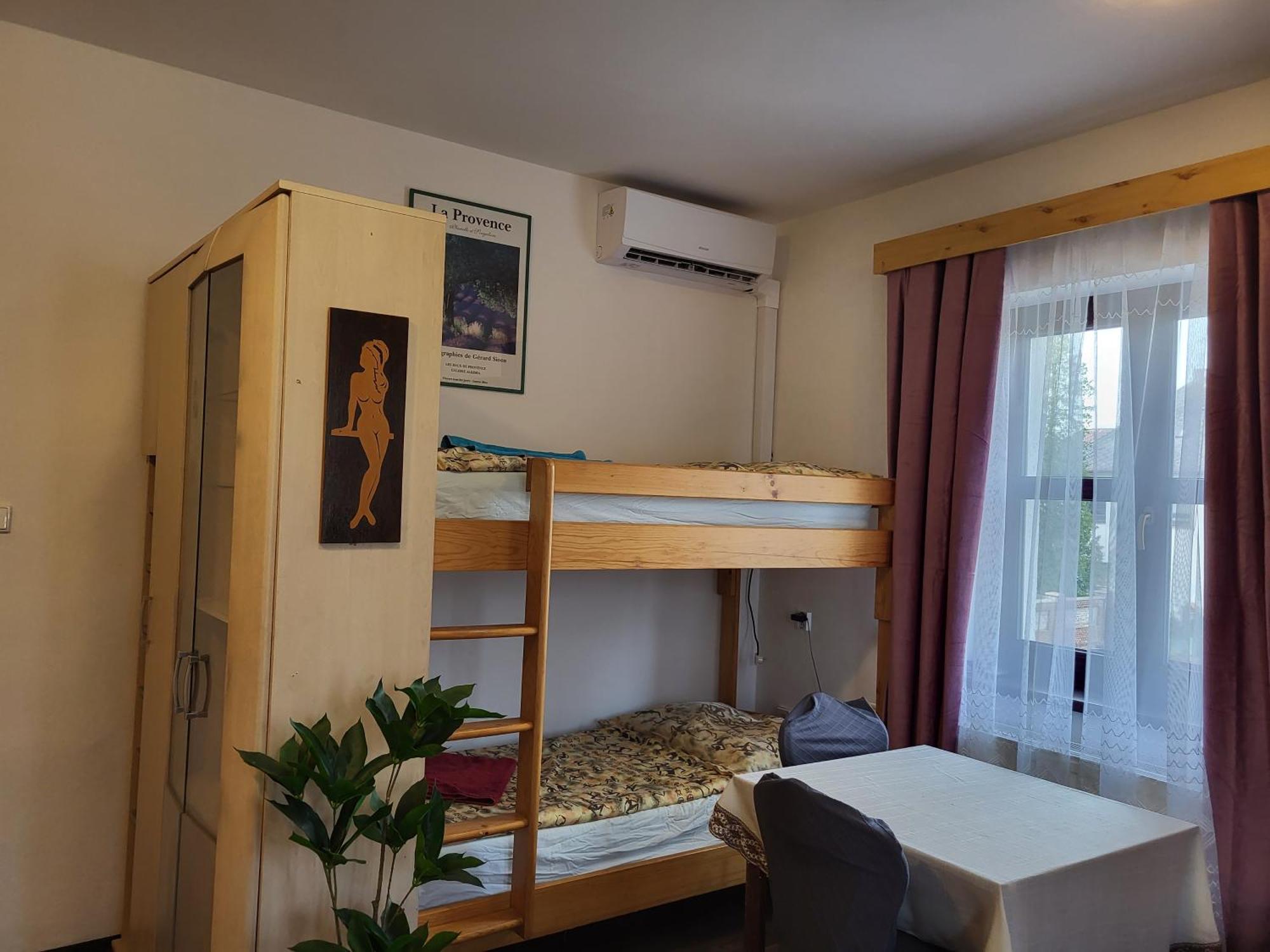 Pension Doctor Dvůr Králové nad Labem Oda fotoğraf